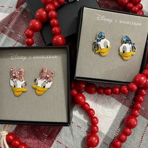 BaubleBar Disney Daisy & Donald enamel stud earrings